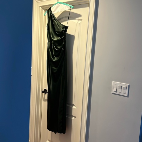 Anthropologie BHLDN Scottie One-Shoulder Satin Maxi Dress Forest Green size XS - Picture 6 of 10